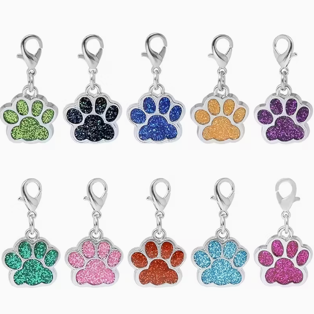 Fashionable Metal Charm Keychains